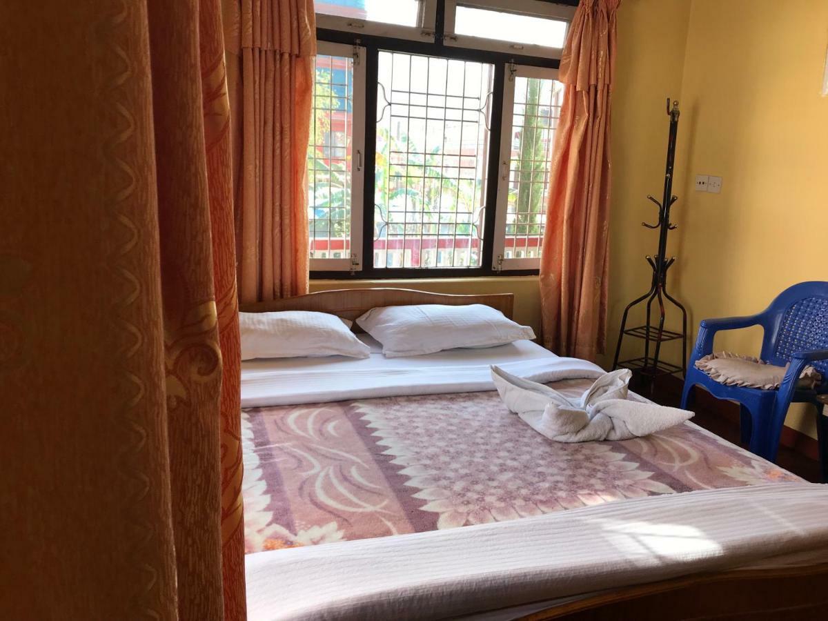 Geo Guest House Pokhara Exterior photo